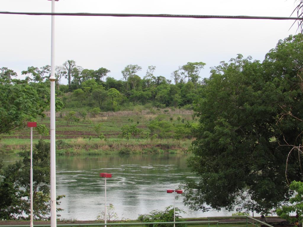 Pousada Beira Rio Itumbiara Exterior foto